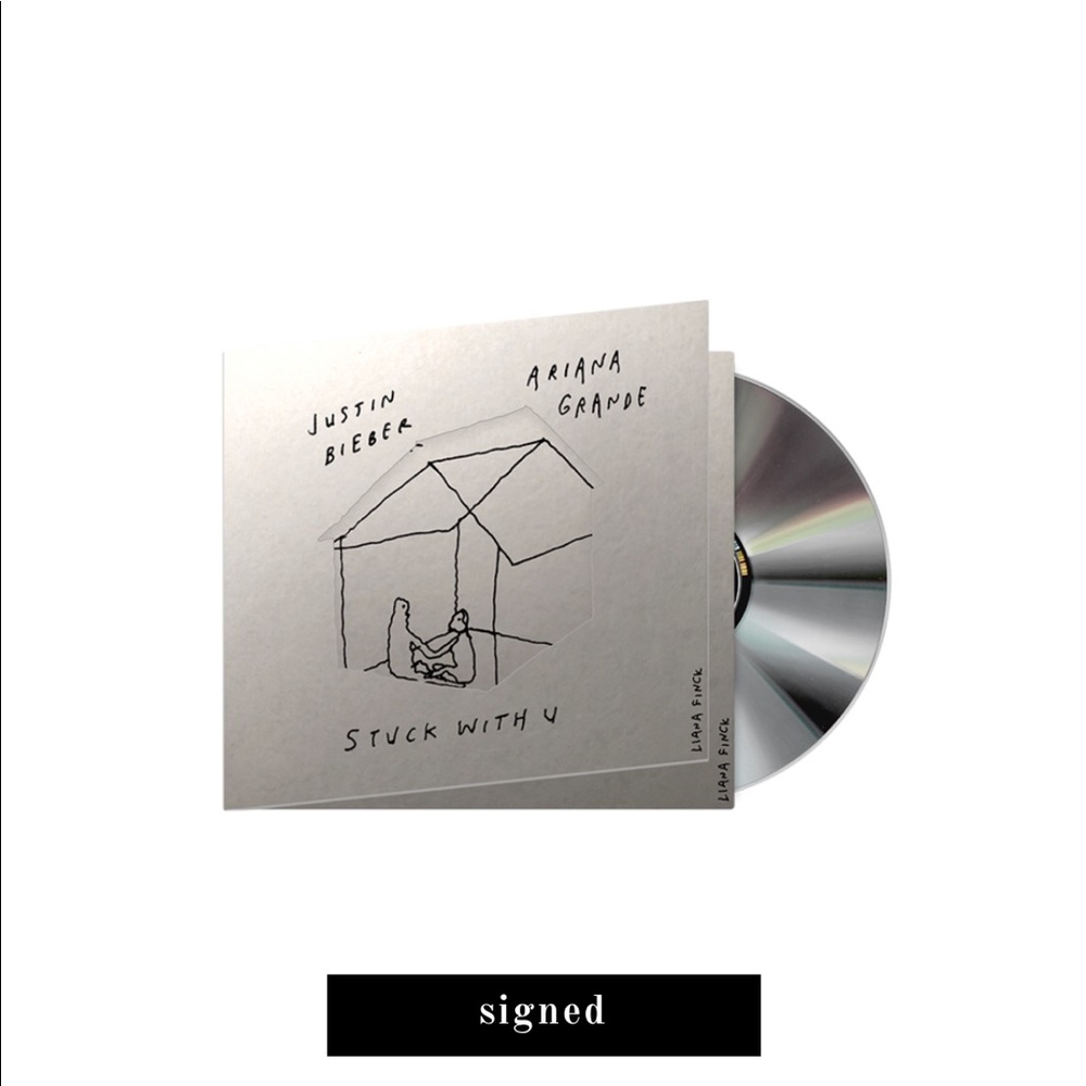 Singed Ariana cd